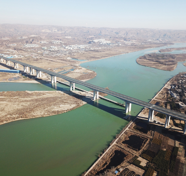2-山西晉蒙黃河大橋全長2178米，是...